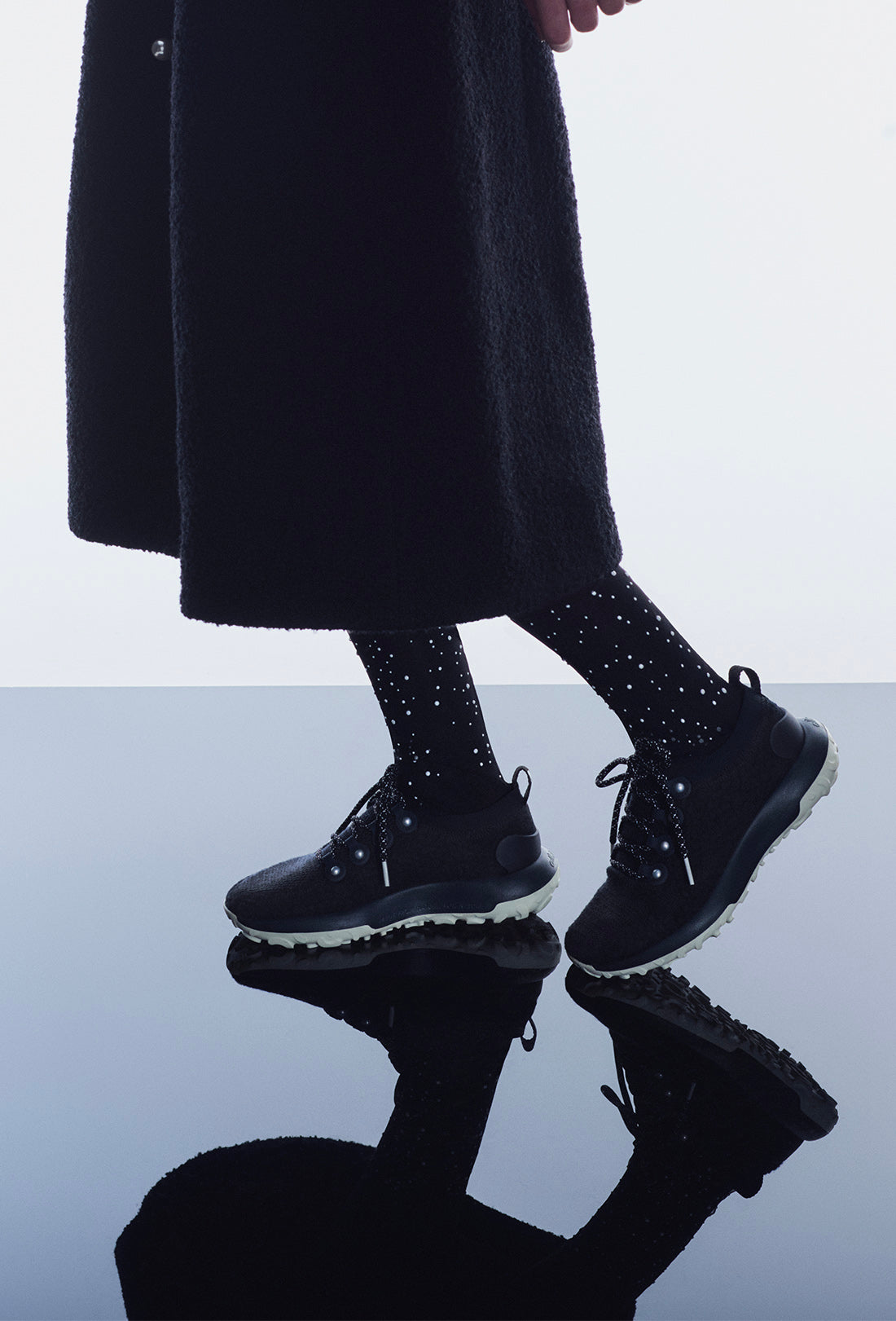 Shrimps x Allbirds Trail Runner Fluff - Black/Pearl - Image 2